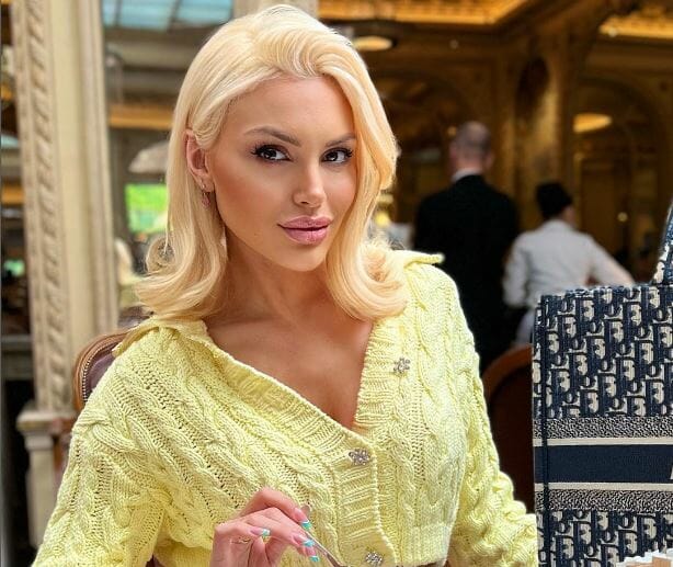 Αλεξάνδρα Παναγιώταρου: Ποζάρει πάνω σε άλογο και τρελαίνει το Instagram