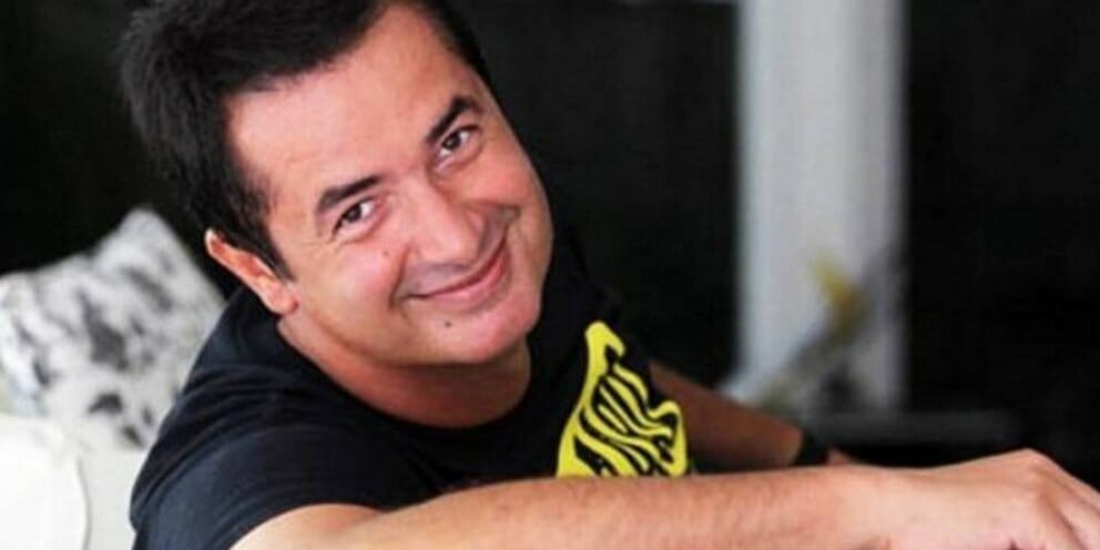 «Βόμβα» από τον Ατζούν για Δαλάκα - Ασημίνα στο Survivor: «Ερευνήσαμε το τηλέφωνο και δεν βρήκαμε κάποια επικοινωνία»