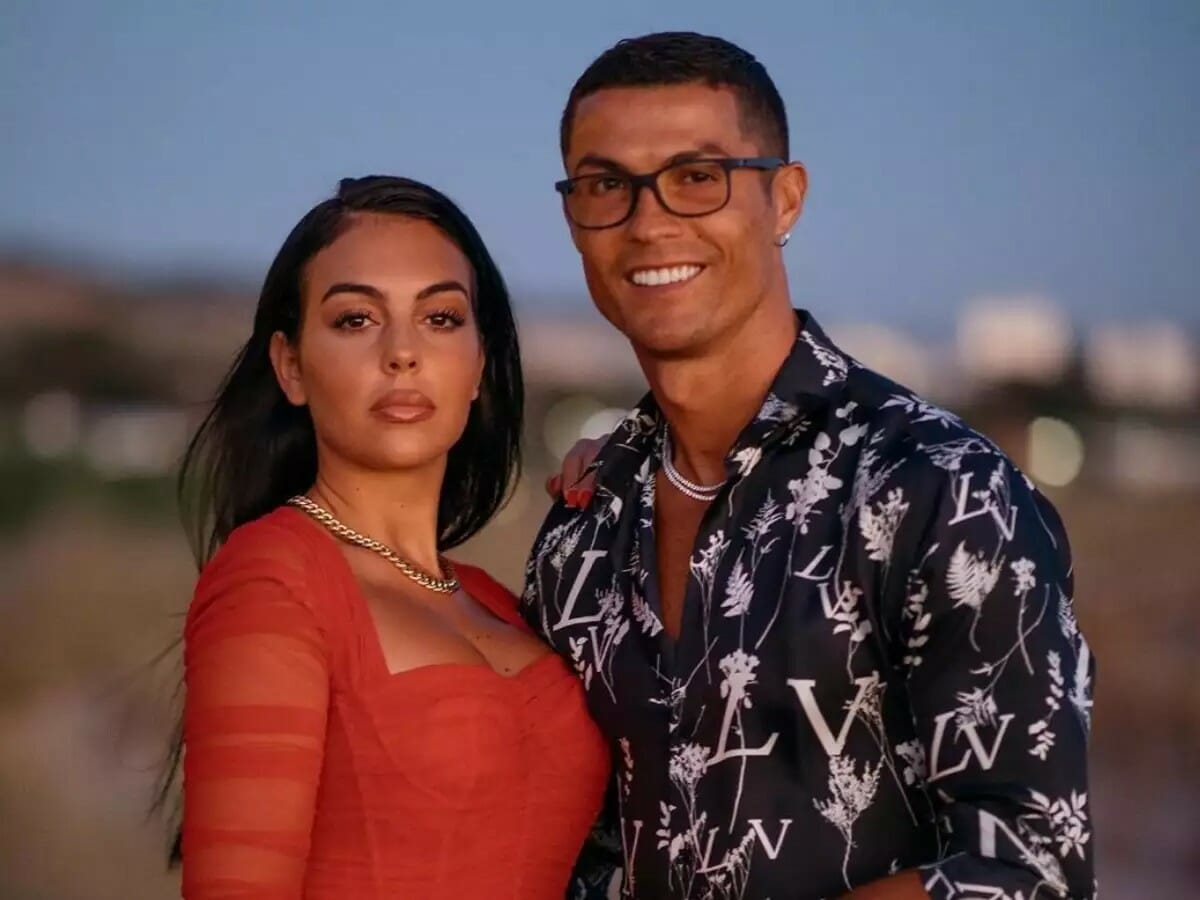 Τζορτζίνα Ροντρίγκεθ: «Ο Κριστιάνο είναι ο έρωτας της ζωής μου» - Η στιγμή που έχασε τον γιο της