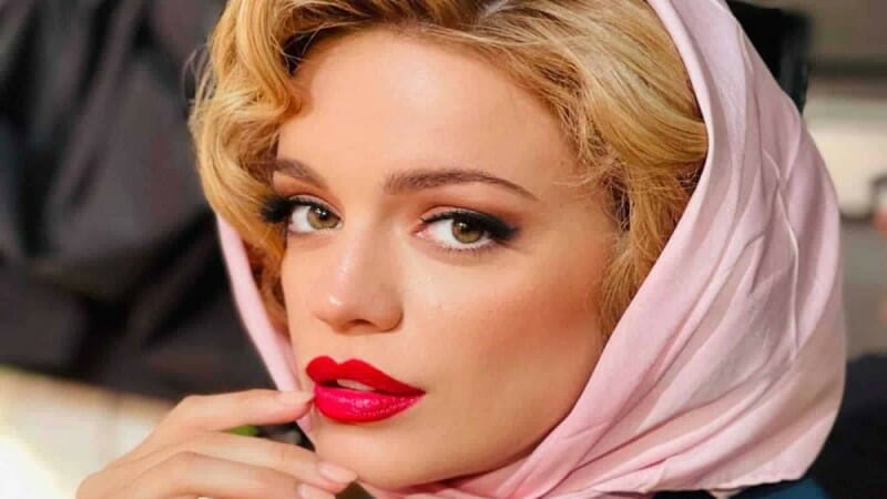 Παράδεισος Κυριών: Αποστόλης και Ντέπυ γίνονται εραστές!