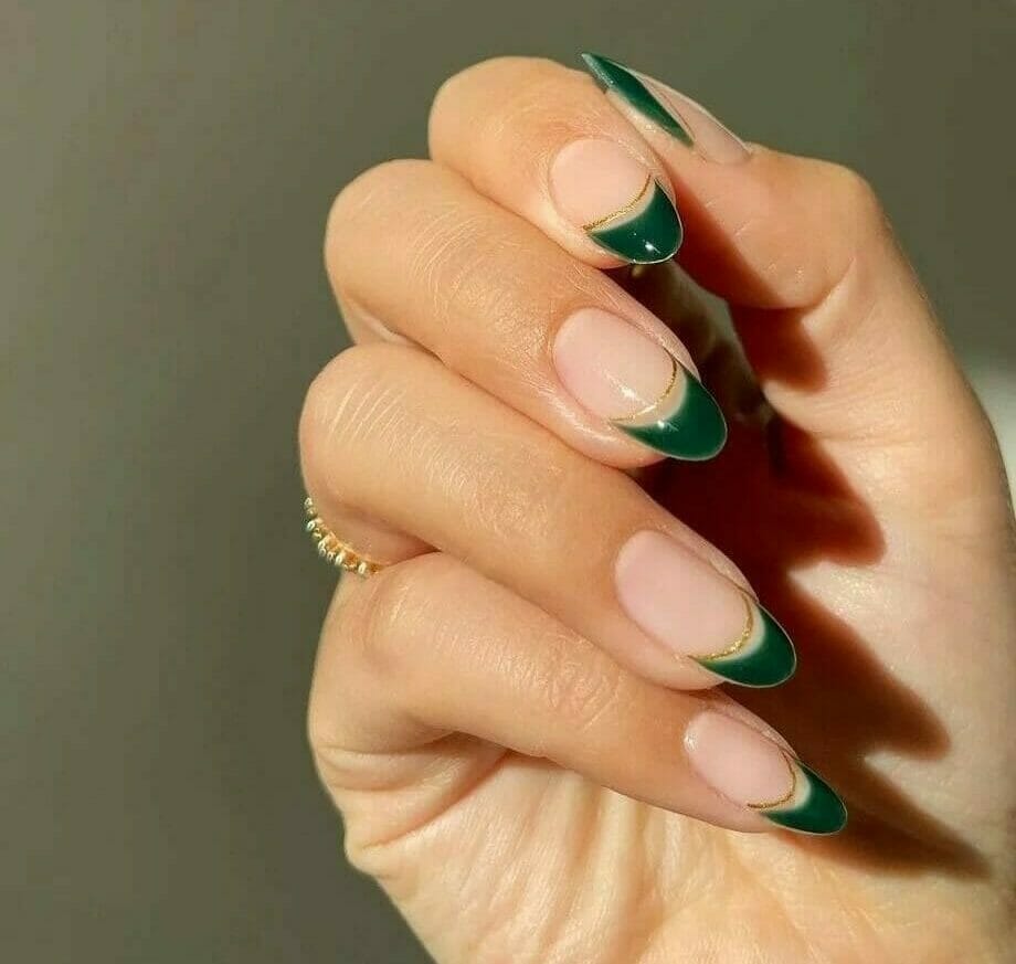 Νύχια : Η άνοιξη καλωσορίζει το πράσινο μανικιούρ