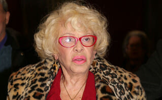 Καίτη Γκρέυ: Η πρώτη εμφάνισή της μετά τις δηλώσεις της Ηλιάδη για «προχωρημένη άνοια»