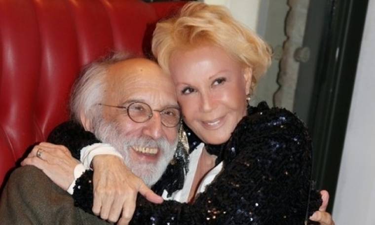 Αλέξανδρος Λυκουρέζος: «Μετά από 41 χρόνια γάμου, μου λείπει η παρουσία της Ζωής Λάσκαρη»