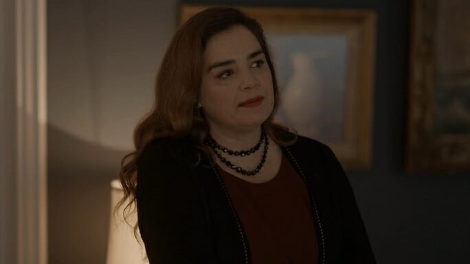 Παράδεισος Κυριών: Η Όλγα θέλει να κλείσει τον Αποστόλη στη φυλακή