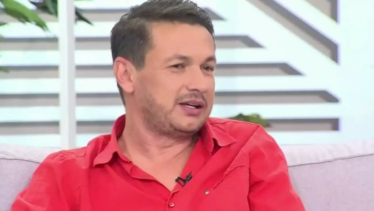 Σταύρος Νικολαΐδης: «Ένας φίλος του πατέρα μου επιχείρησε να ασελγήσει πάνω μου»