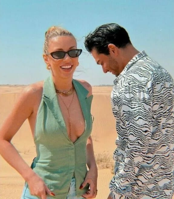 Χρήστος Μάστορας - Γαρυφαλιά Καληφώνη: Νέα κοινή φωτό από το Ντουμπάι