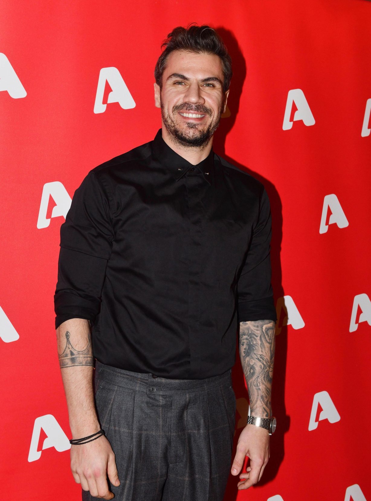 Άκης Πετρετζίκης: Αυτό είναι το νέο επιχειρηματικό βήμα μετά το κλείσιμο των μαγαζιών του