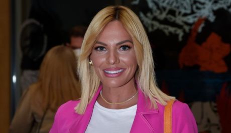 Ιωάννα Μαλέσκου: Η πρώτη της βόλτα με την 22 ημερών κόρη της