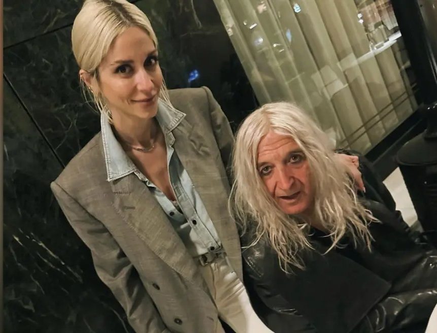 Νίκος & Σοφία Καρβέλα: Πατέρας και κόρη ποζάρουν μαζί στο Instagram