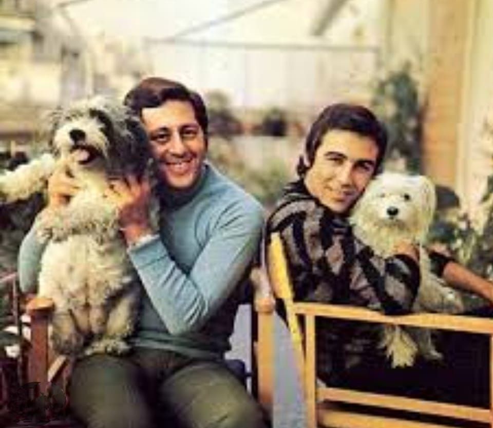 Άντζελα Γκερέκου: Αποχαιρέτησε τον Γιάννη Βογιατζή με μια κοινή φωτογραφία του με τον Βοσκοπουλο