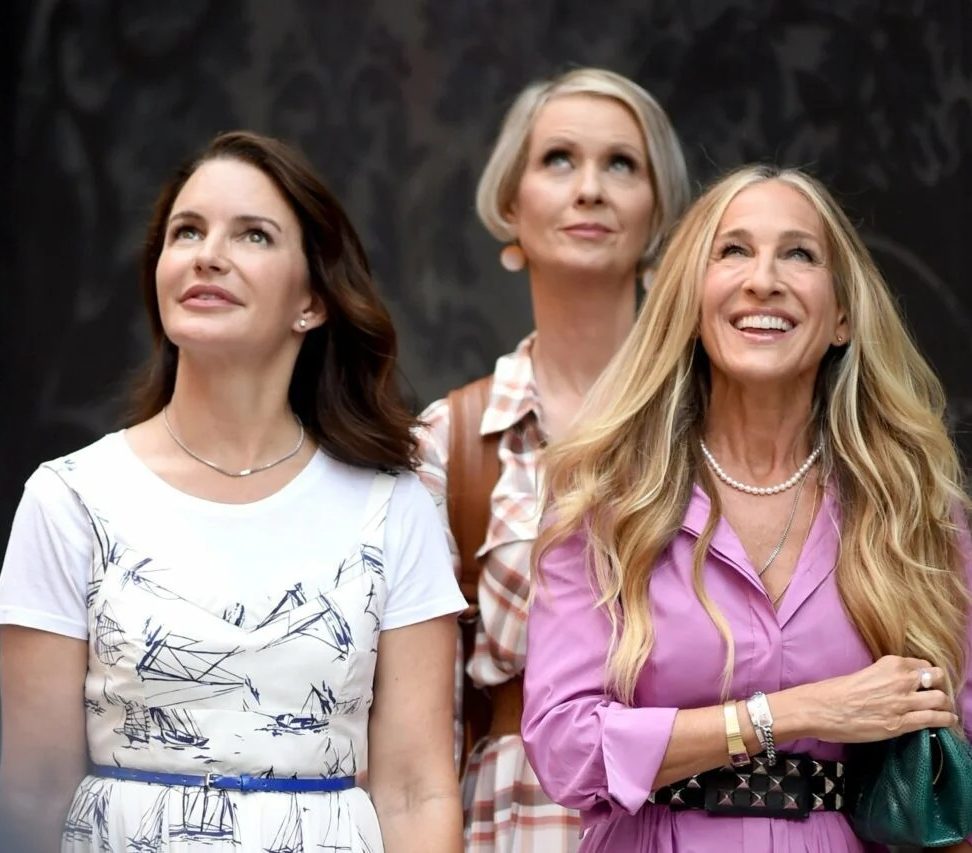 «And Just Like That» To τρέιλερ του δεύτερου κύκλου Iciao