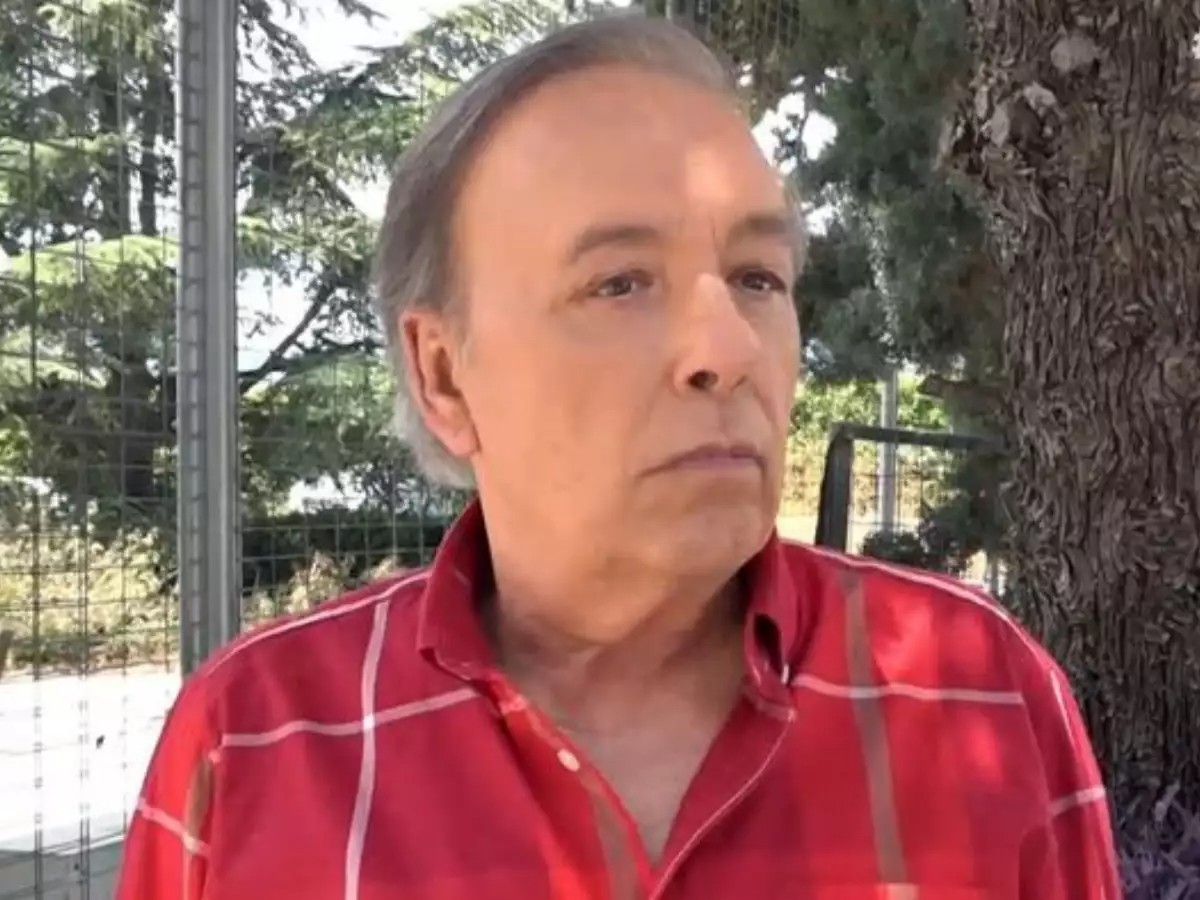 Ανδρέας Μικρούτσικος: «Γλάστρα δε μπορώ να υπάρξω με τίποτα» – Η απάντηση στις φήμες ότι αποχωρεί από την εκπομπή της Καινούργιου