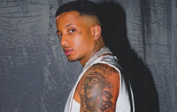 Light για Σφακιανάκη: «Μεγάλος άνθρωπος είναι, μπορεί να πάει να φυτέψει καμιά τομάτα, κανένα ραπανάκι»