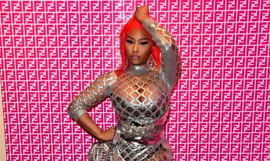 Νίκι Μινάζ: Οι γείτονές της μαζεύουν υπογραφές για να διώξουν εκείνη και τον σύζυγό της από το νέο τους σπίτι