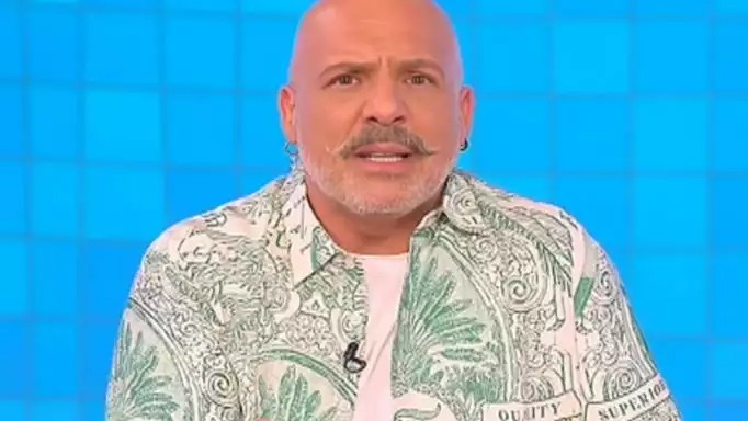 Νίκος Μουτσινάς: Έξαλλος με τον Λιάγκα - «Ρε Γιώργο, πας με τα καλά σου τελικά;»