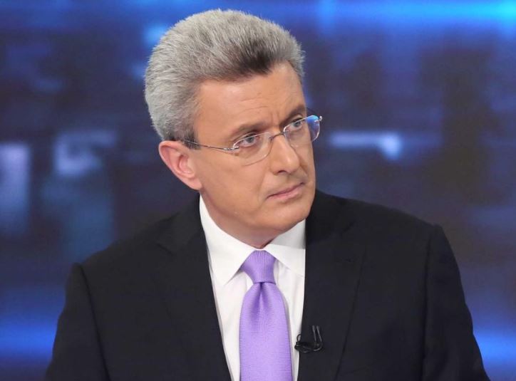 Πένθος για το Νίκο Χατζηνικολάου: Πέθανε ο πατέρας του